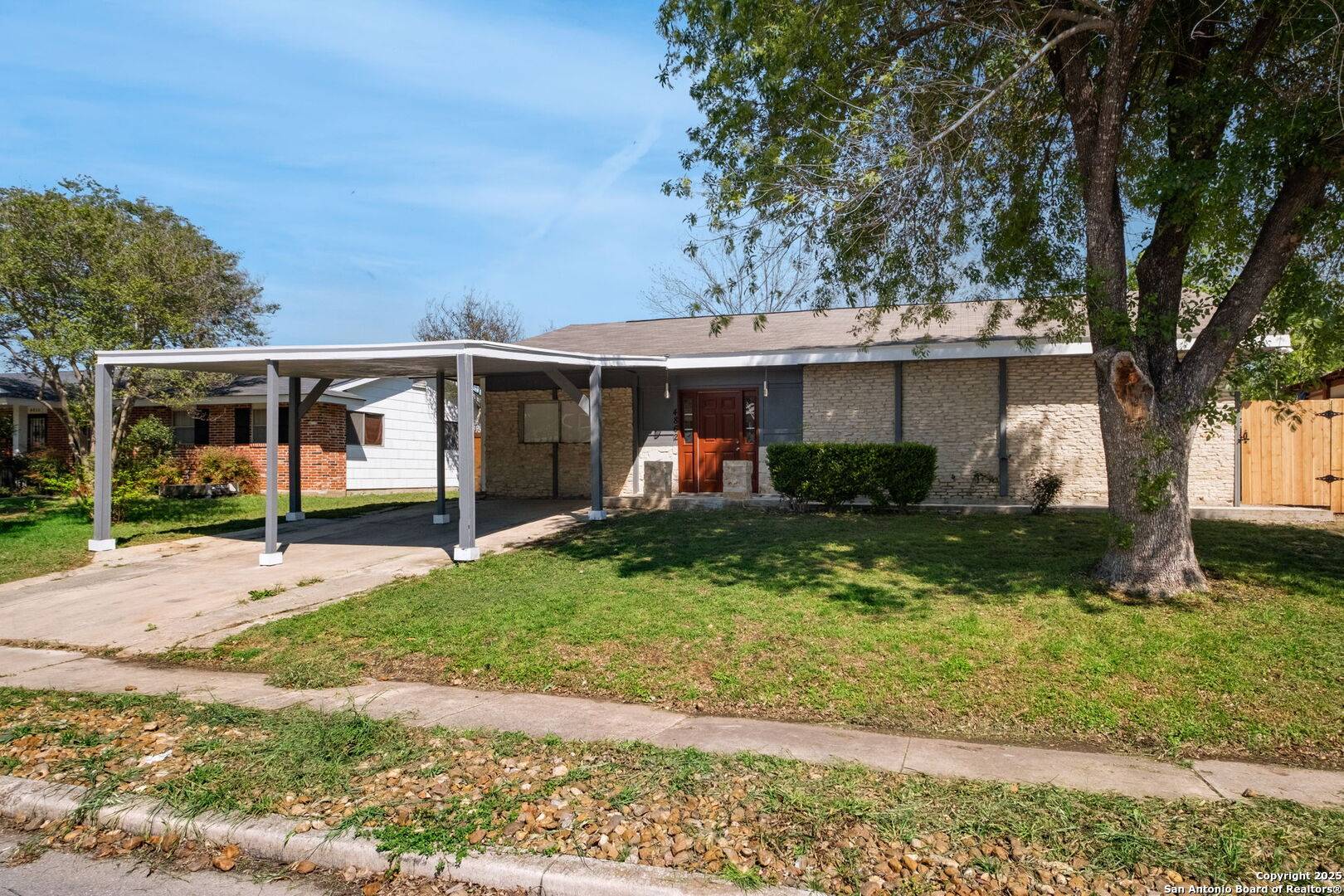 San Antonio, TX 78218,4862 Castle Shield
