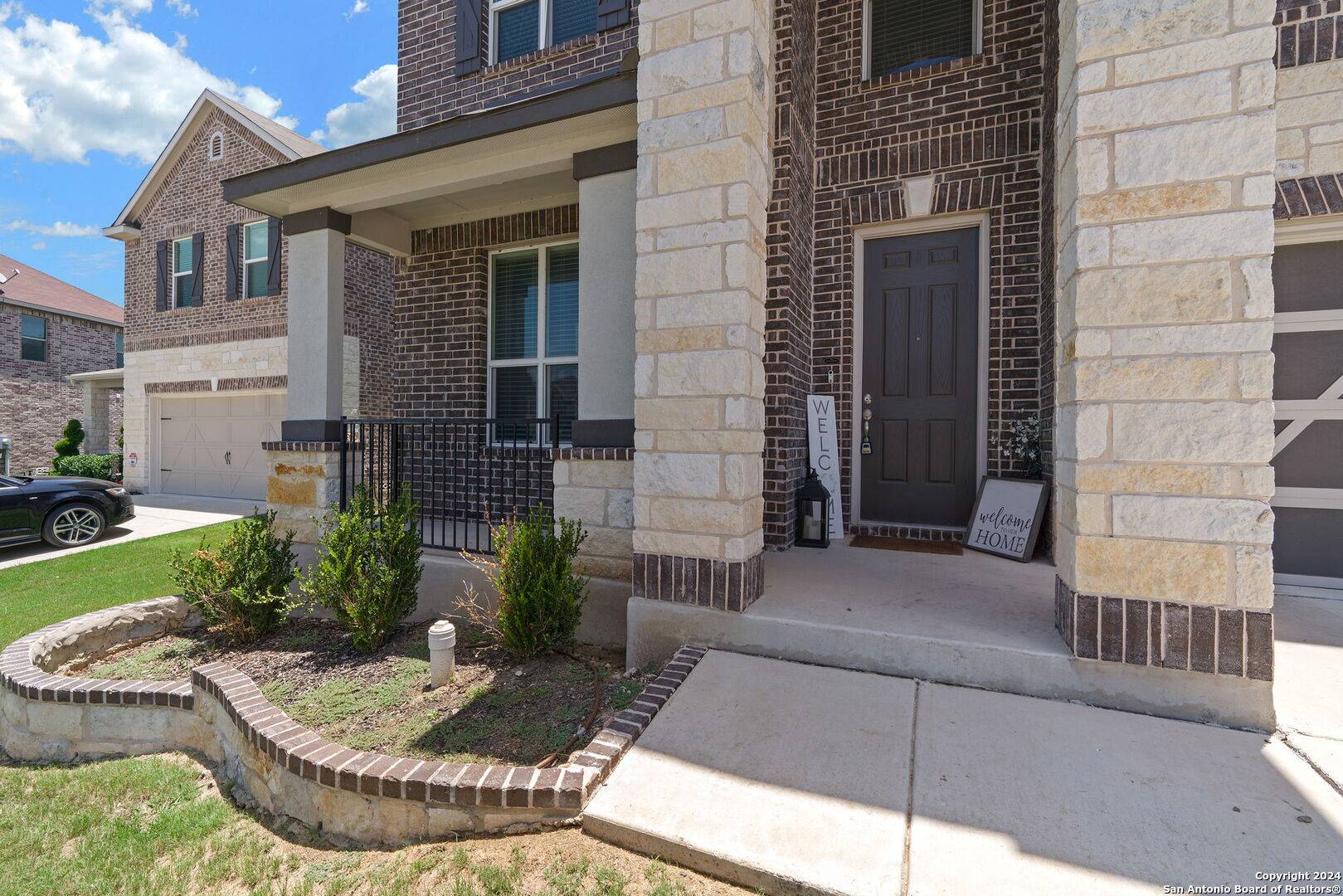 Universal City, TX 78148-3015,327 CARLITO CV