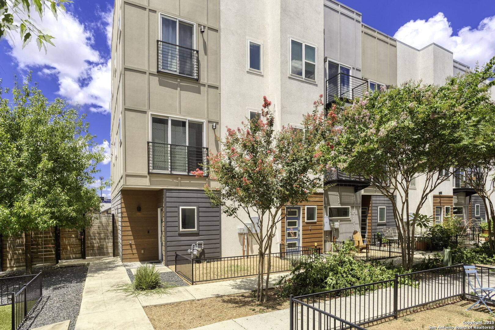 San Antonio, TX 78212,811 Elmira UNIT 2
