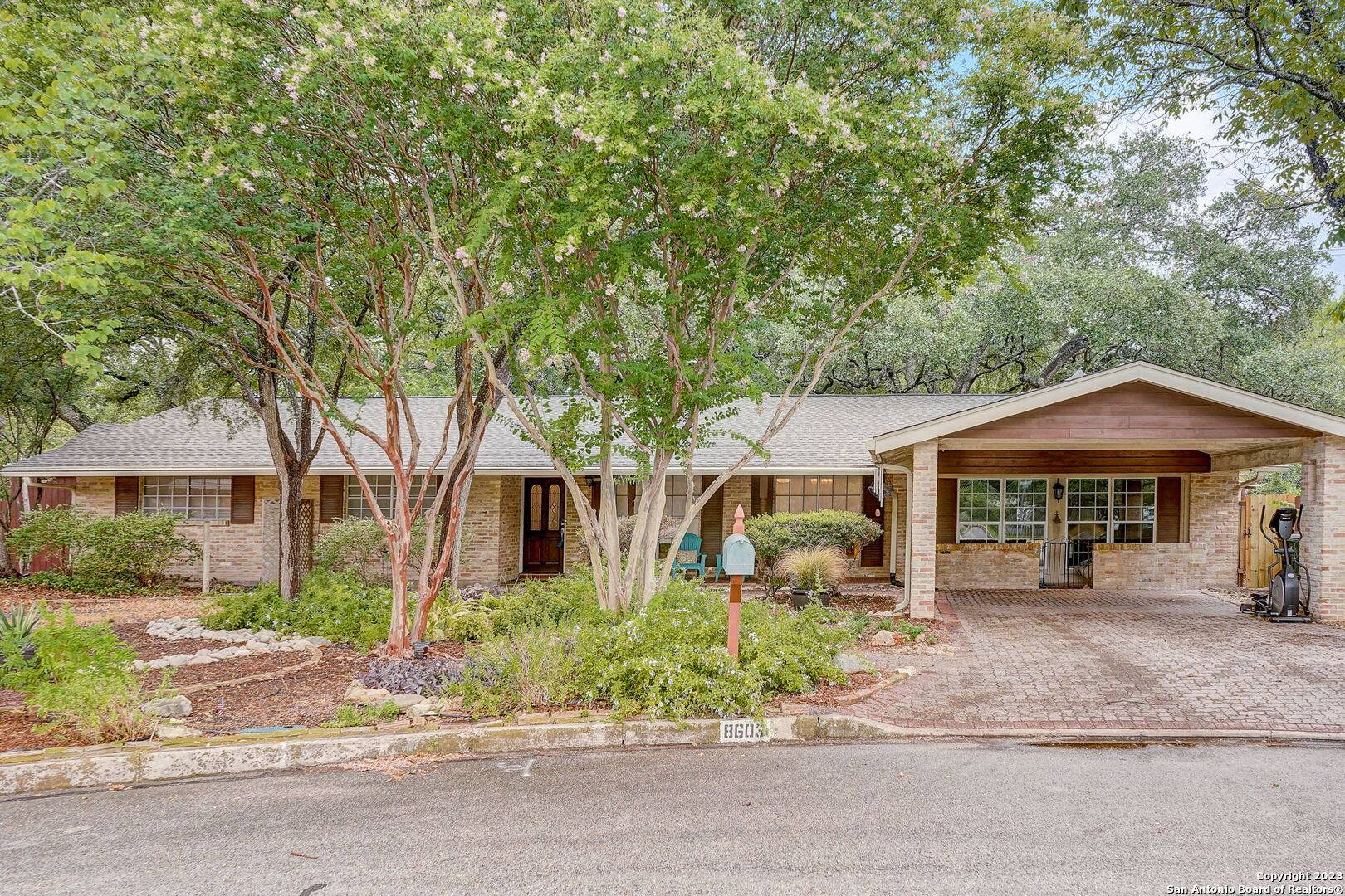 San Antonio, TX 78217-5109,8603 DERRINGER ST