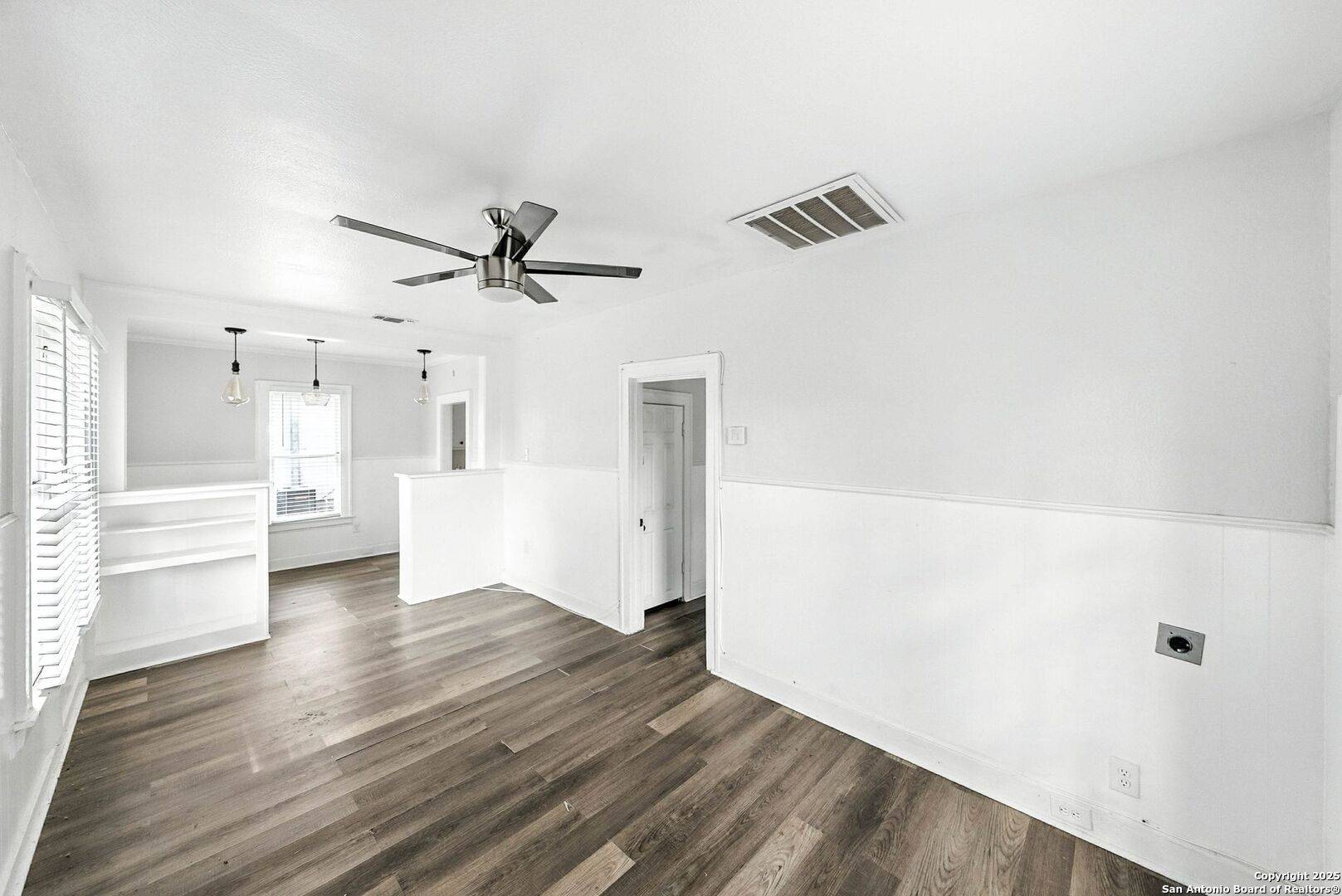 San Antonio, TX 78208,930 Grayson St