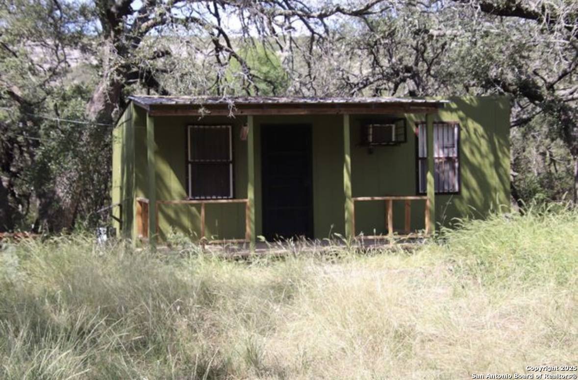 Rocksprings, TX 78880,0000 Rocksprings