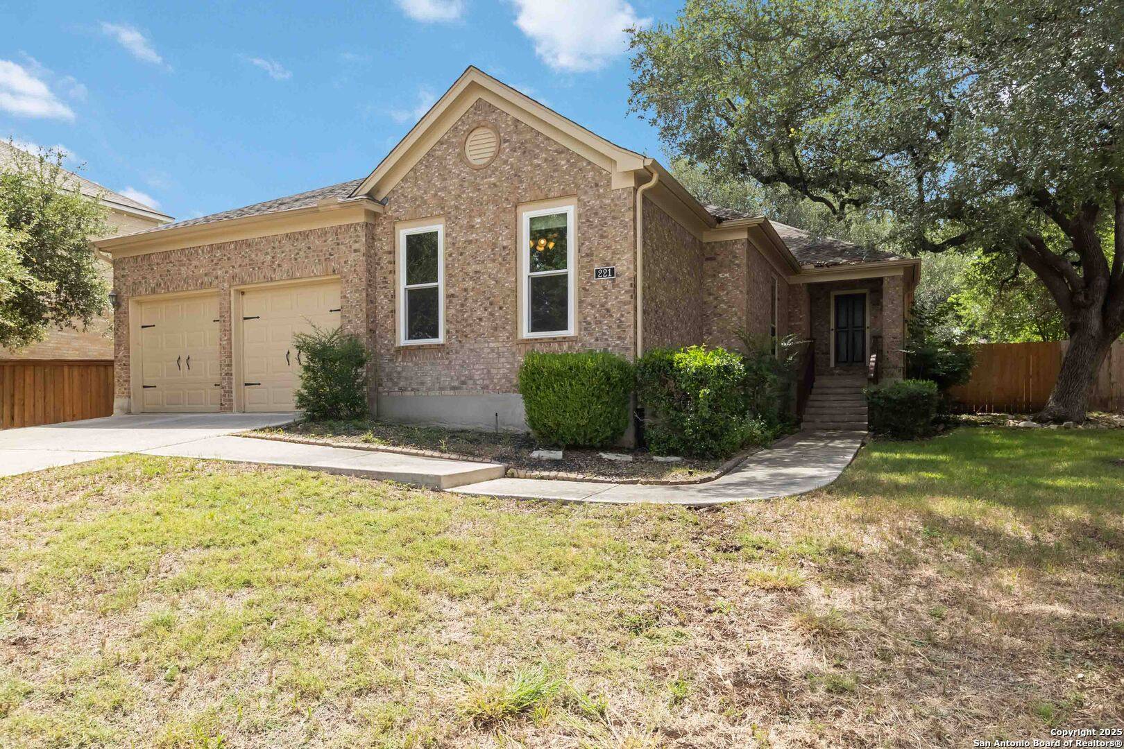 New Braunfels, TX 78132,221 Bending Oak