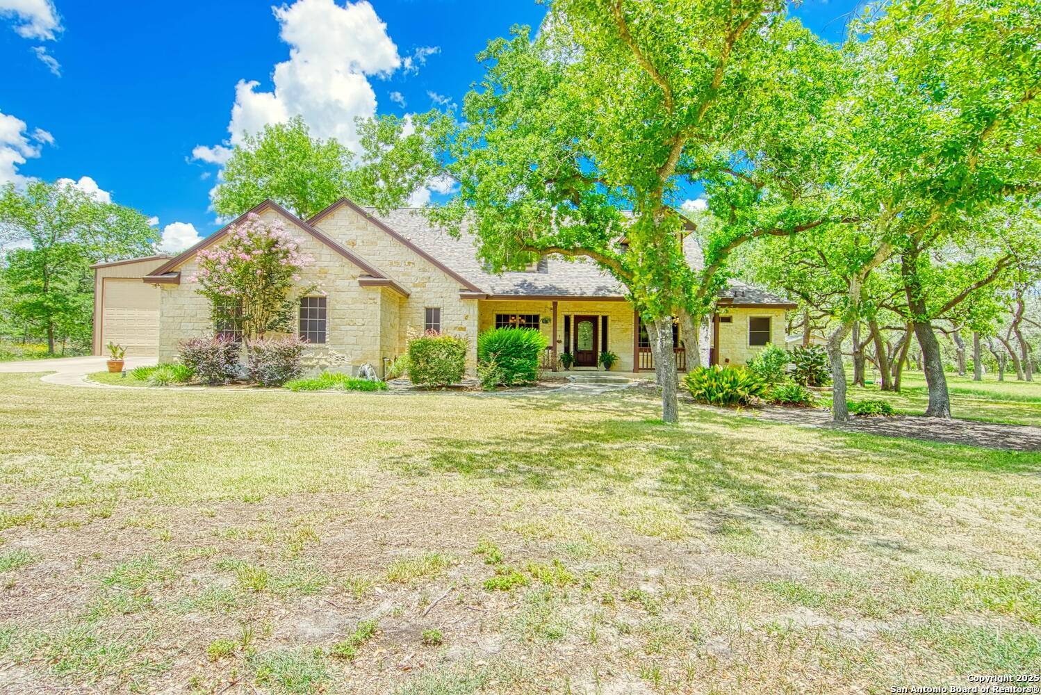 La Vernia, TX 78121-4767,536 ROSE BRANCH DR