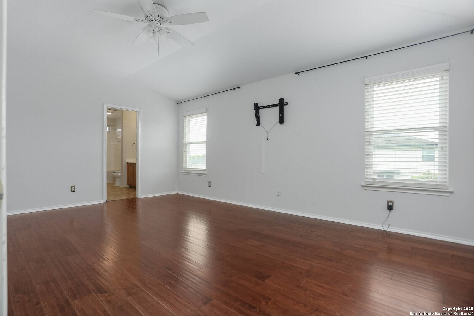 Universal City, TX 78148,9118 Meadow Springs