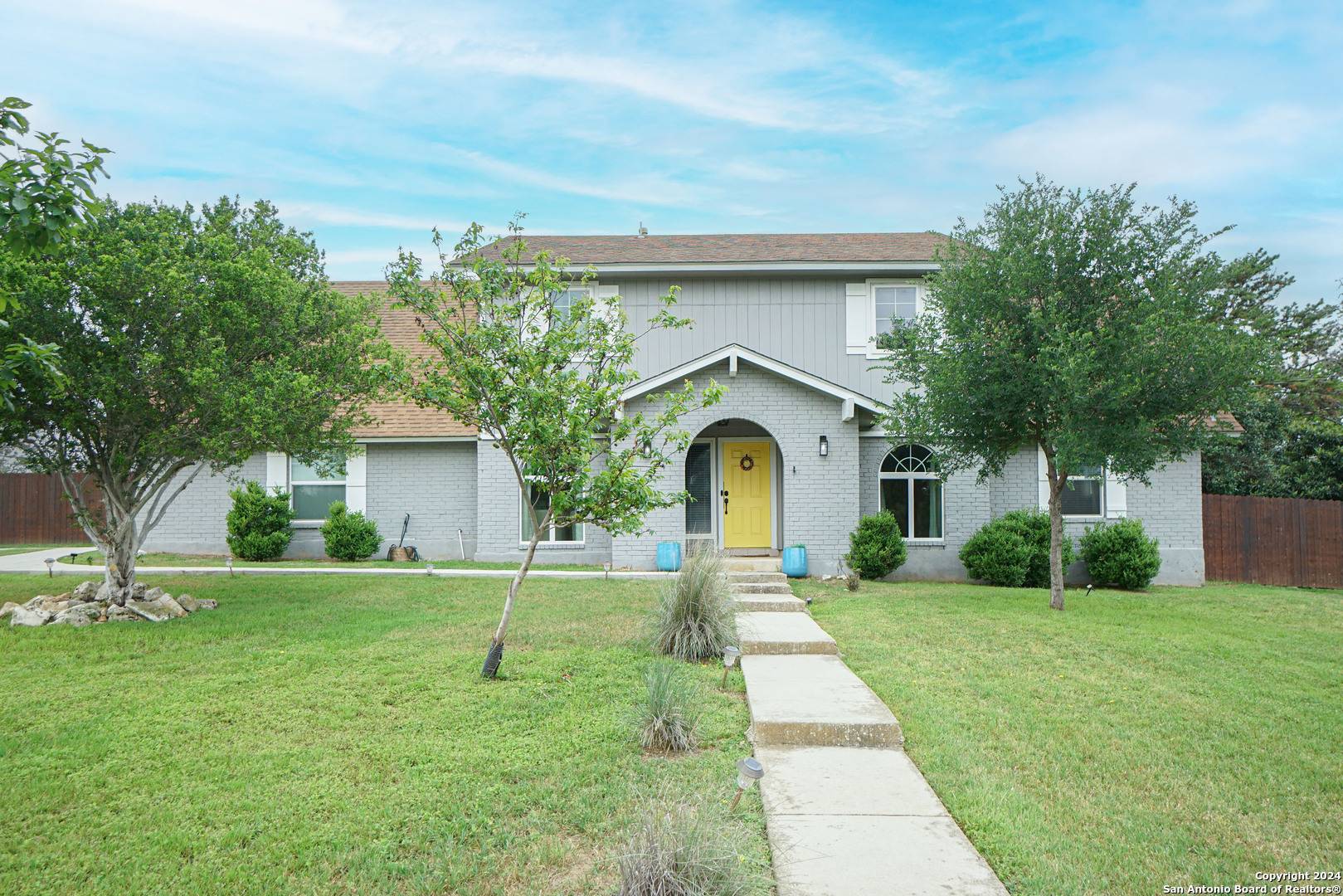 Hollywood Park, TX 78232,200 sterling browning