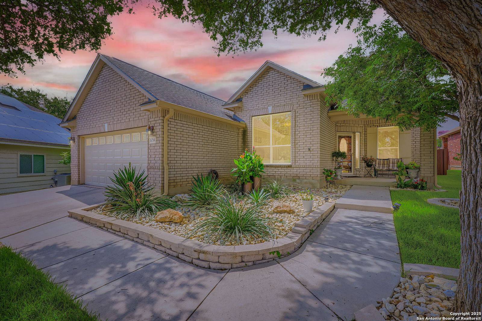 Universal City, TX 78148,8754 stoney brook