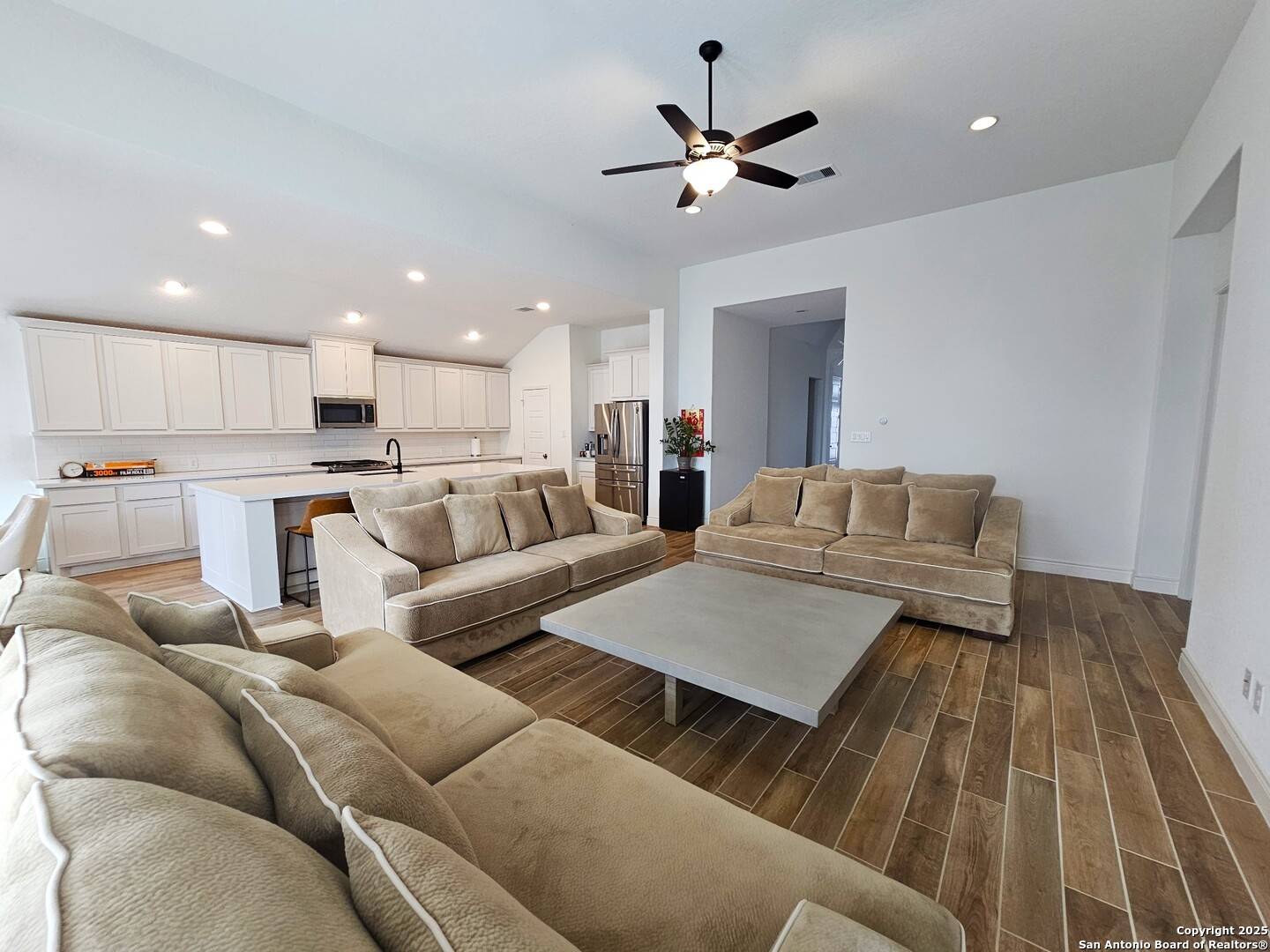 Seguin, TX 78155,2961 Grove Way