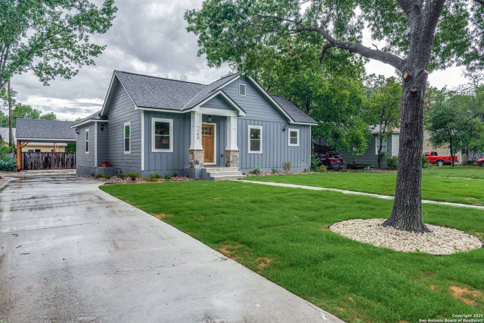 San Antonio, TX 78209,140 harmon