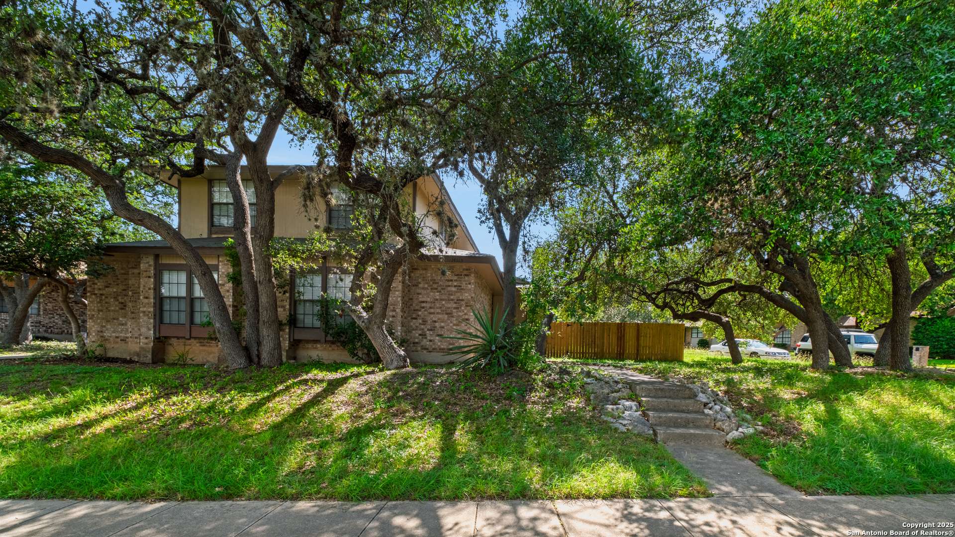 San Antonio, TX 78249,14323-14325 IND Indian Woods