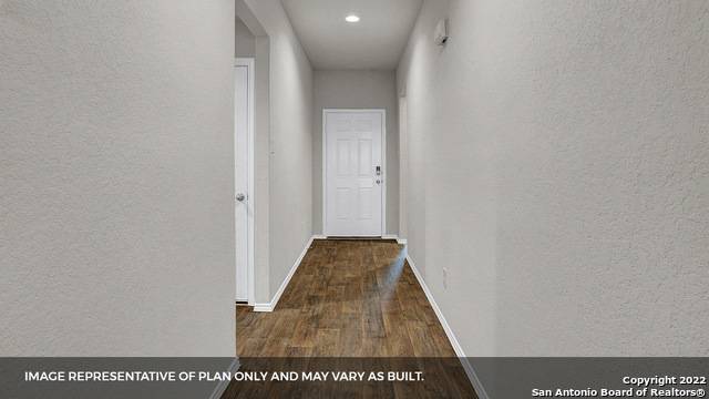 San Antonio, TX 78266,21019 Watercourse Way