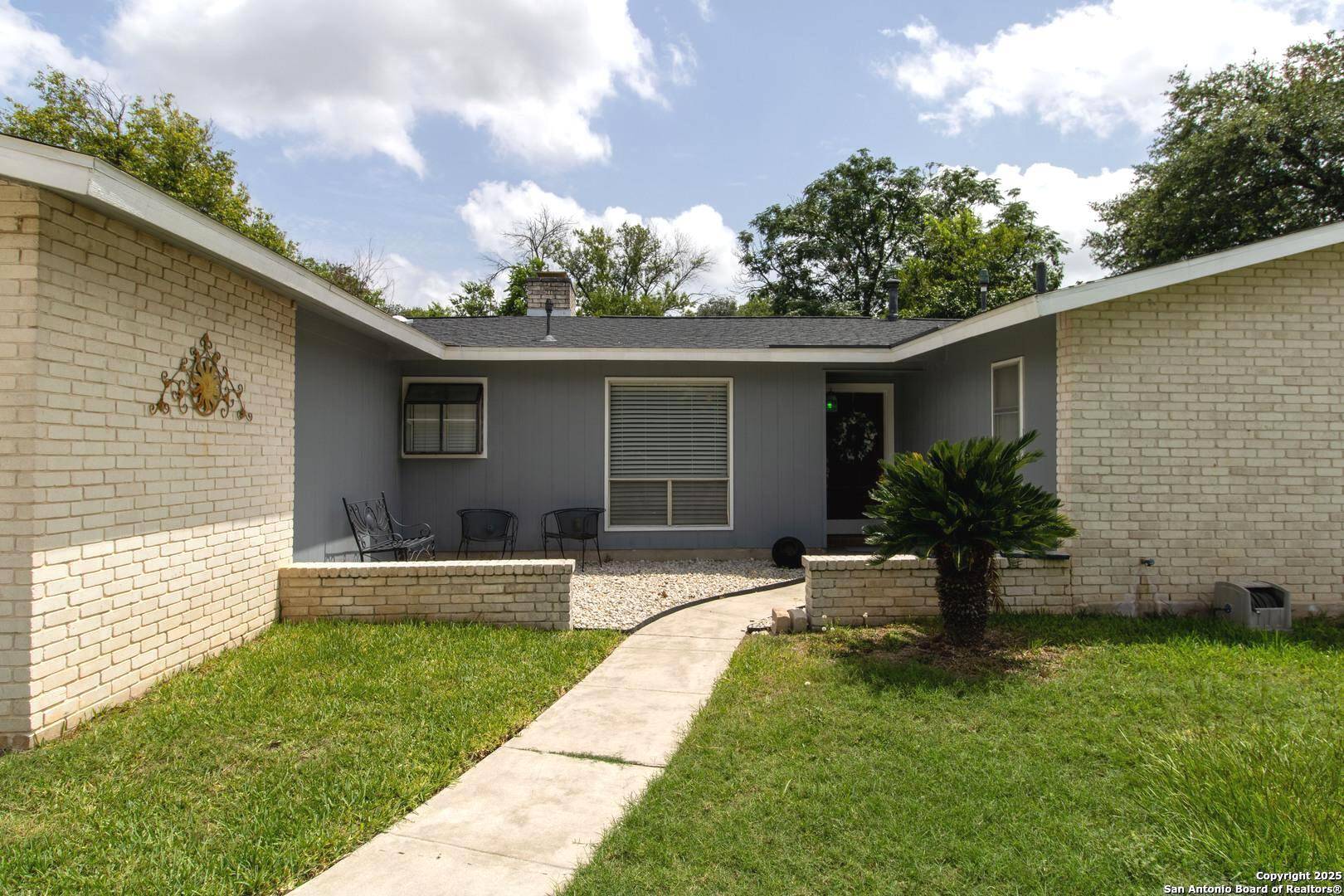San Antonio, TX 78233,4911 El Gusto