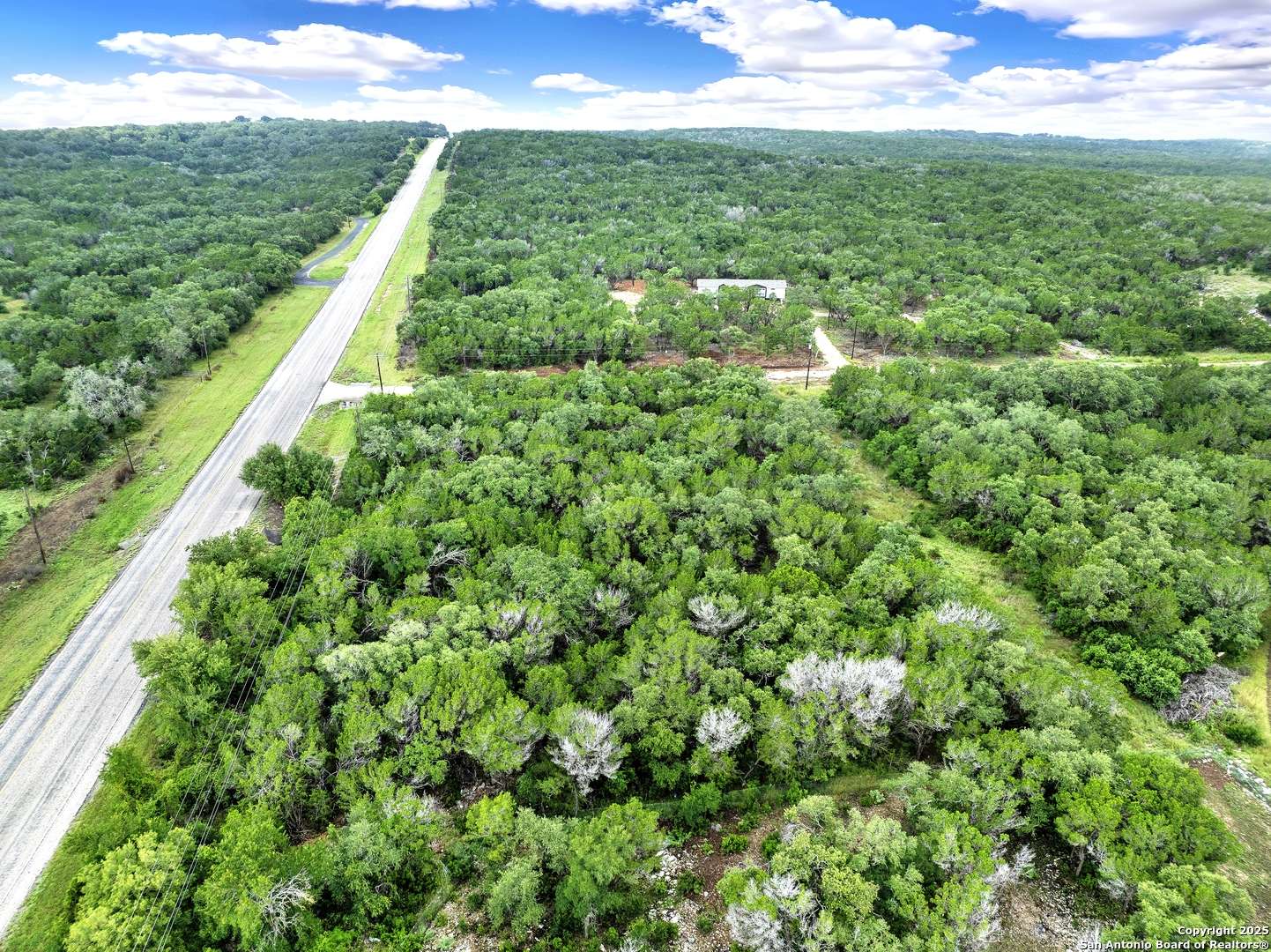 Hondo, TX 78861,114 County Road 2475