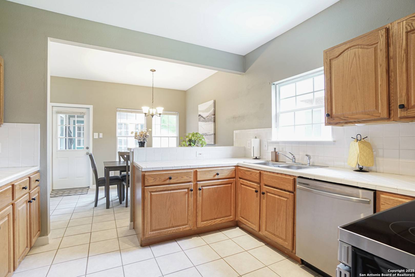 San Antonio, TX 78240,83 Chapel Hill UNIT 83