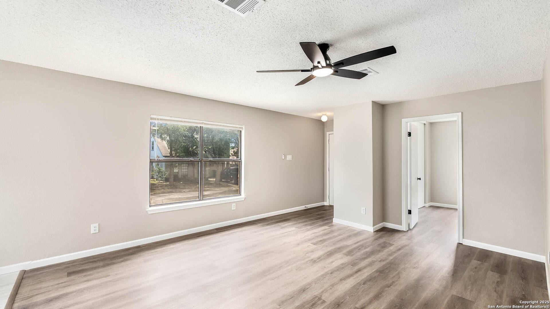 Converse, TX 78109,800 Meadow Dale
