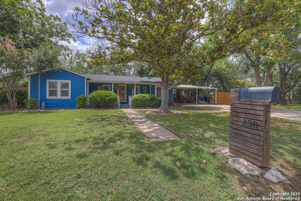Seguin, TX 78155,238 Short