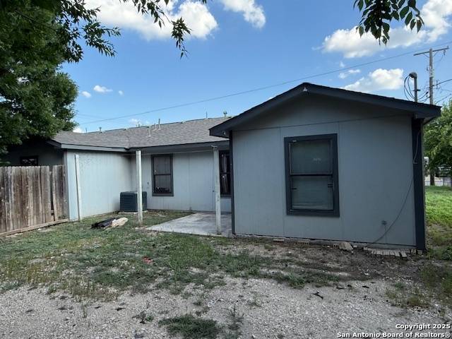 San Antonio, TX 78237,4613 Cesar Chavez