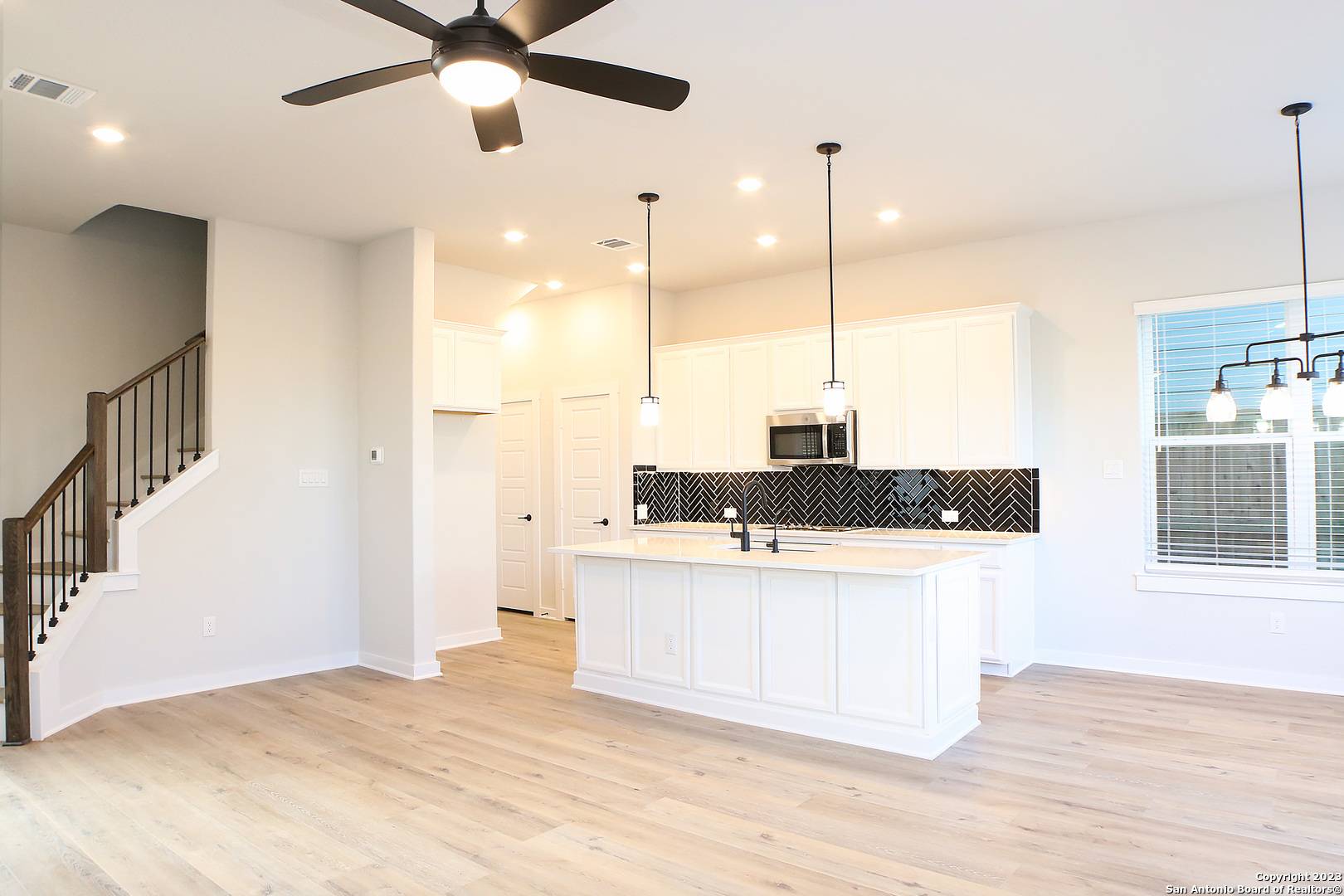 San Antonio, TX 78240,5843 Whitby Rd UNIT 19