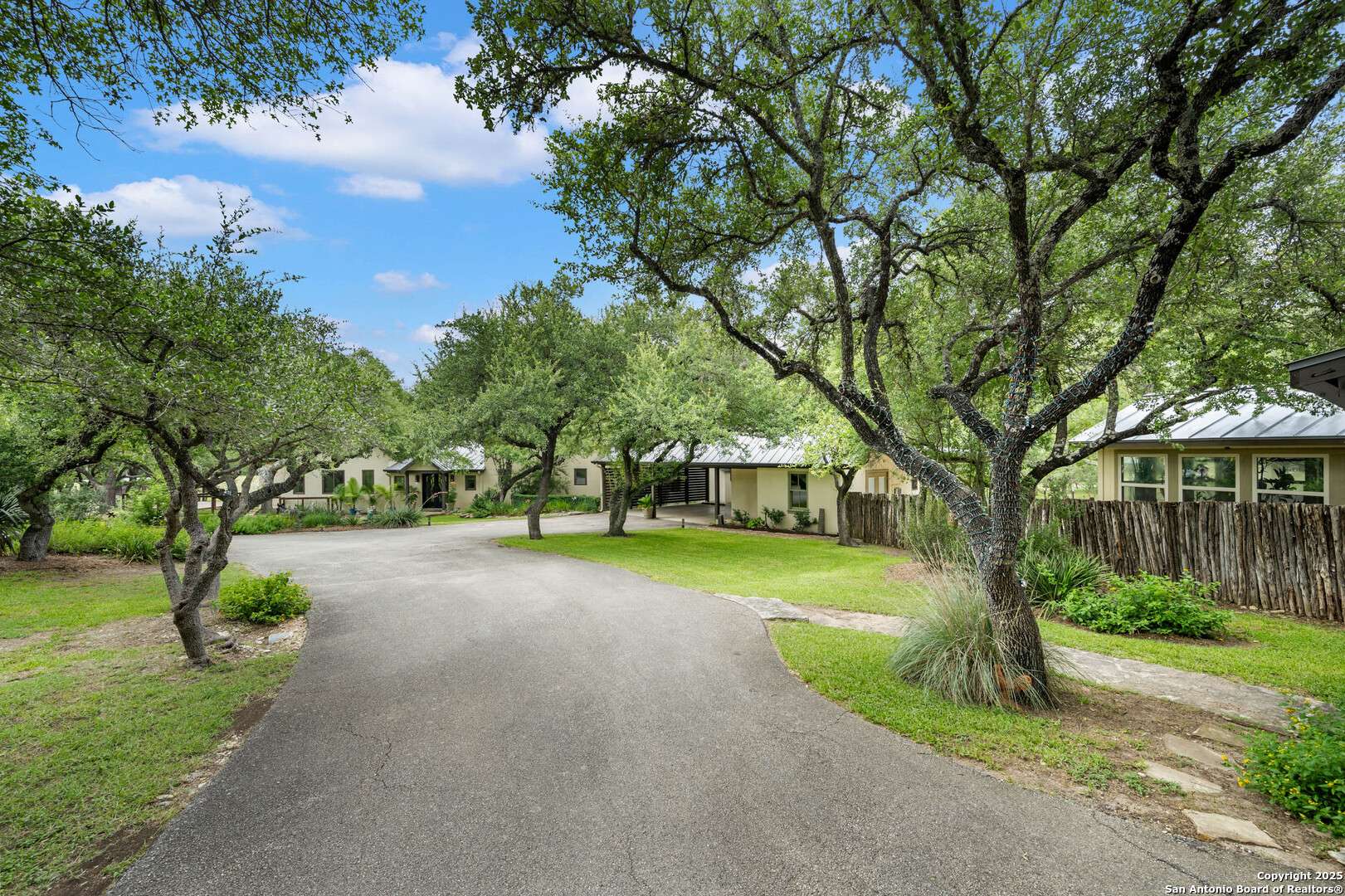 Bulverde, TX 78163-3214,815 OLD BOERNE ROAD