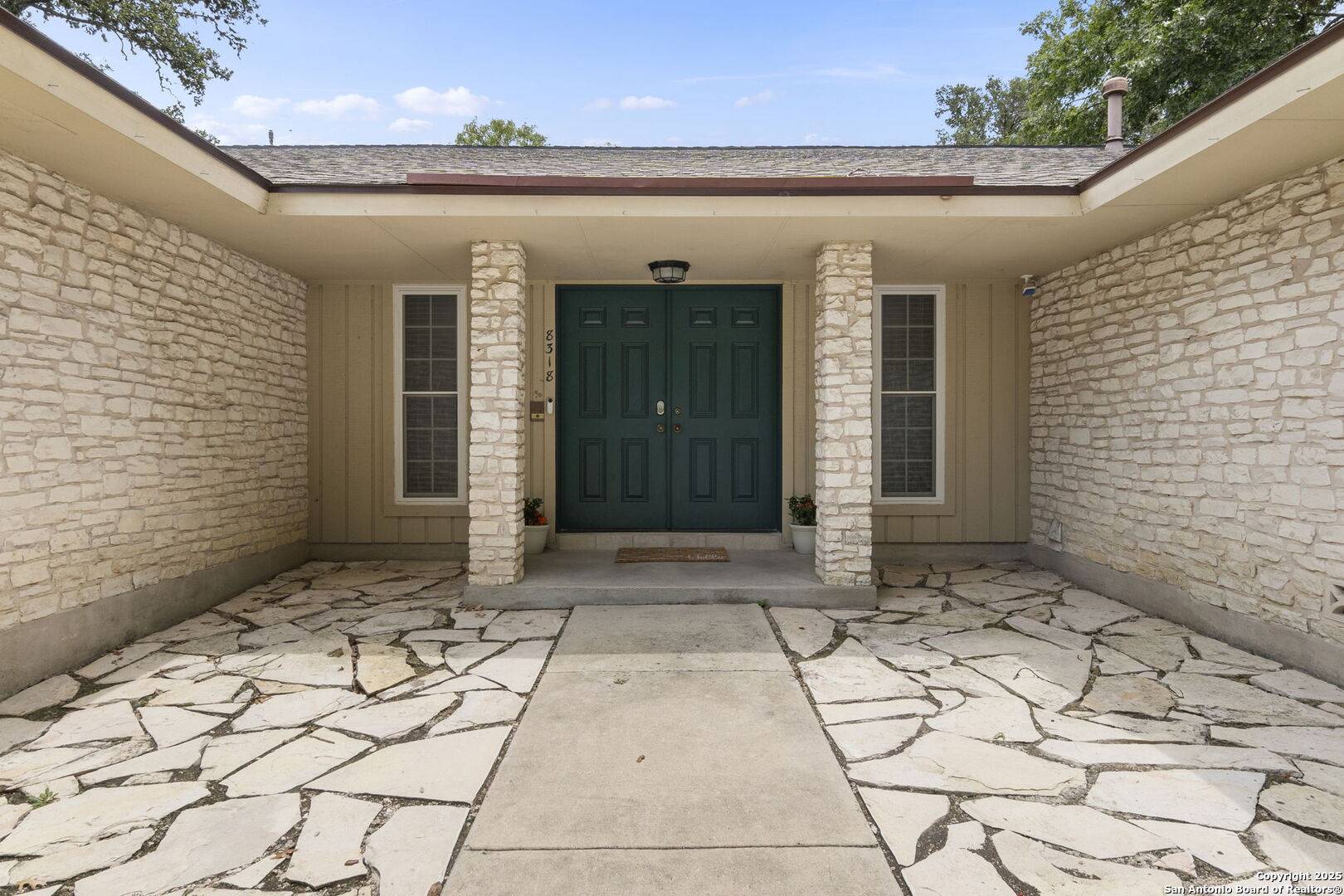 San Antonio, TX 78254,8318 Heraldry St.