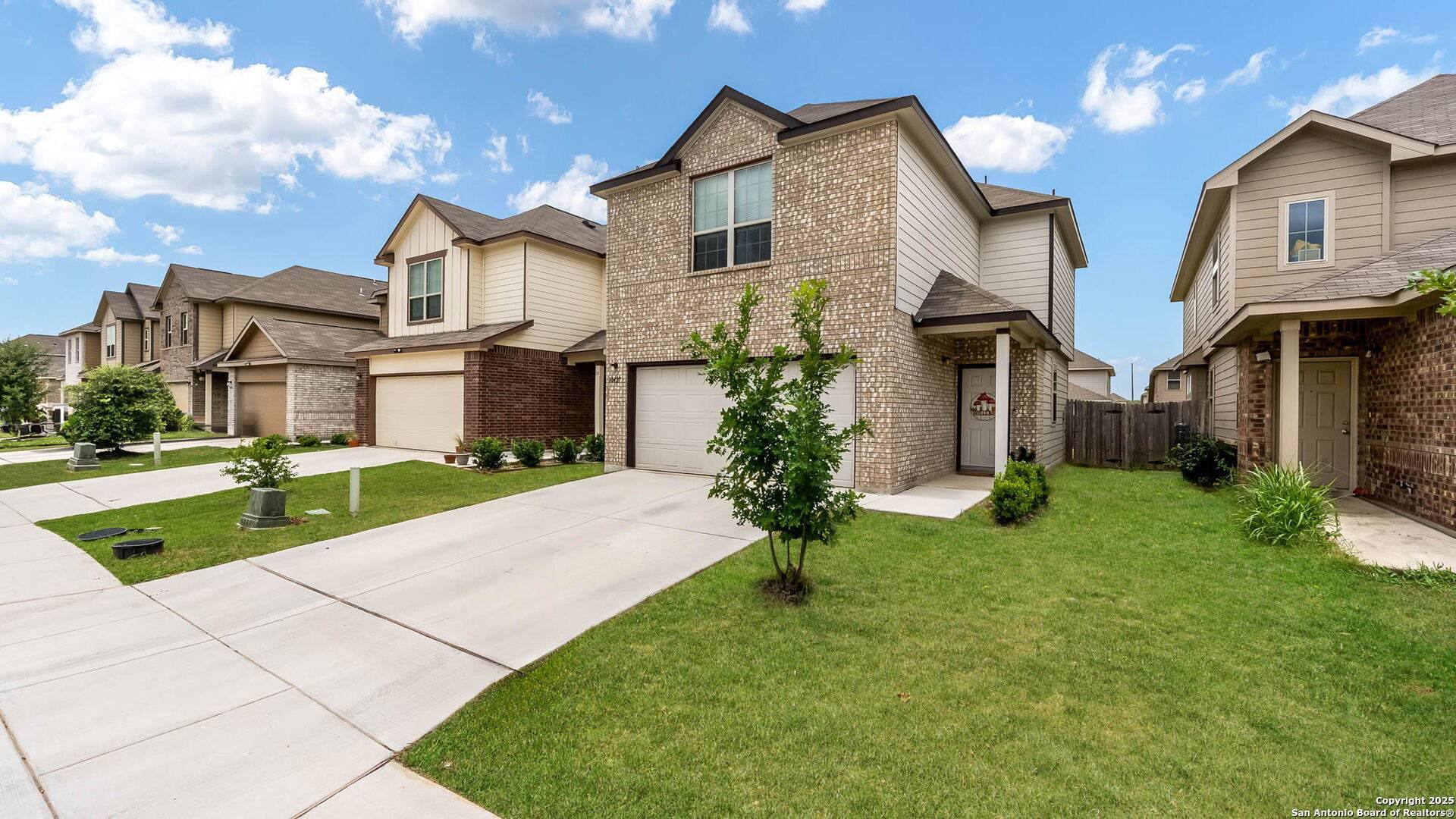 San Antonio, TX 78223,10427 Green Prairie