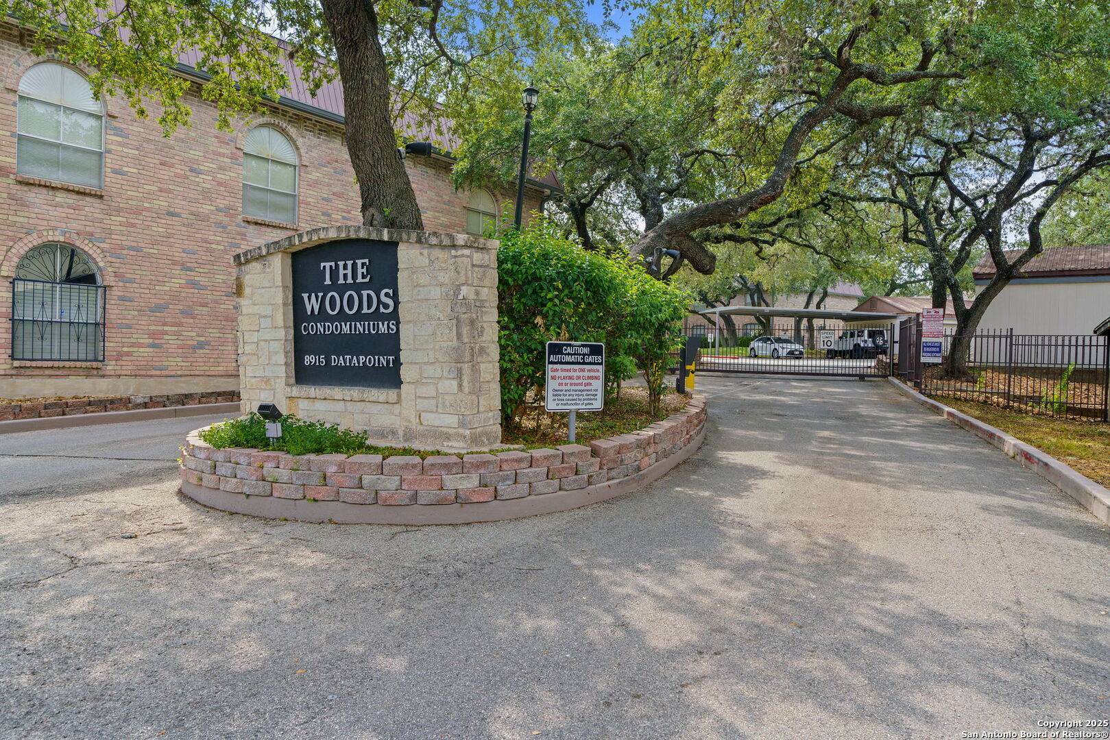 San Antonio, TX 78229,8915 Datapoint UNIT 37H