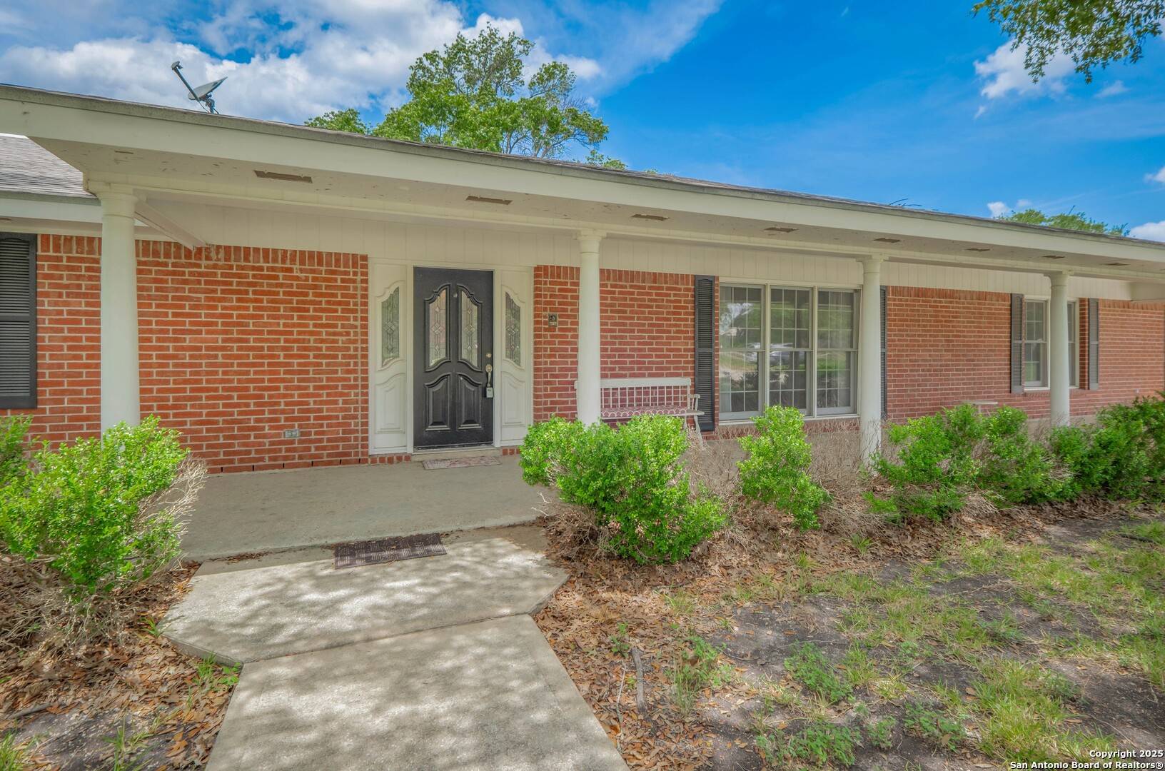 New Braunfels, TX 78130,1221 Pieper Rd