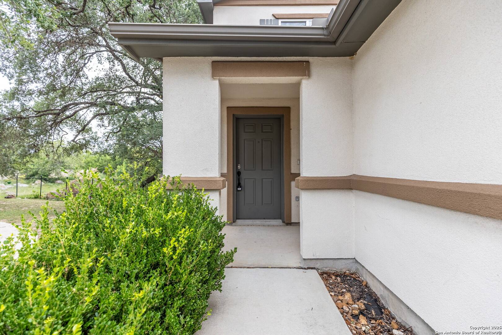 San Antonio, TX 78240,10322 Relic Oaks