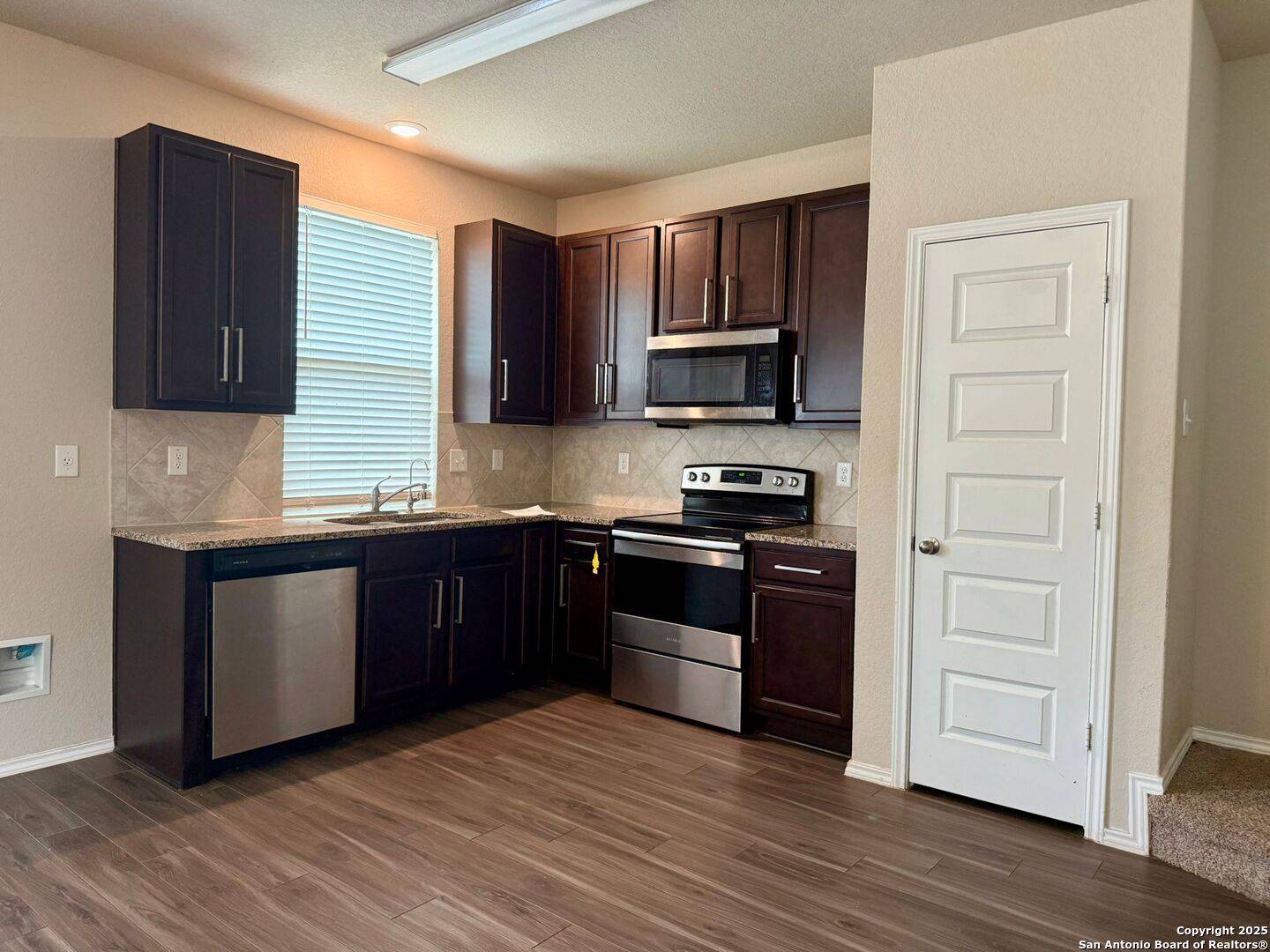 San Antonio, TX 78223,10534 Green Rock