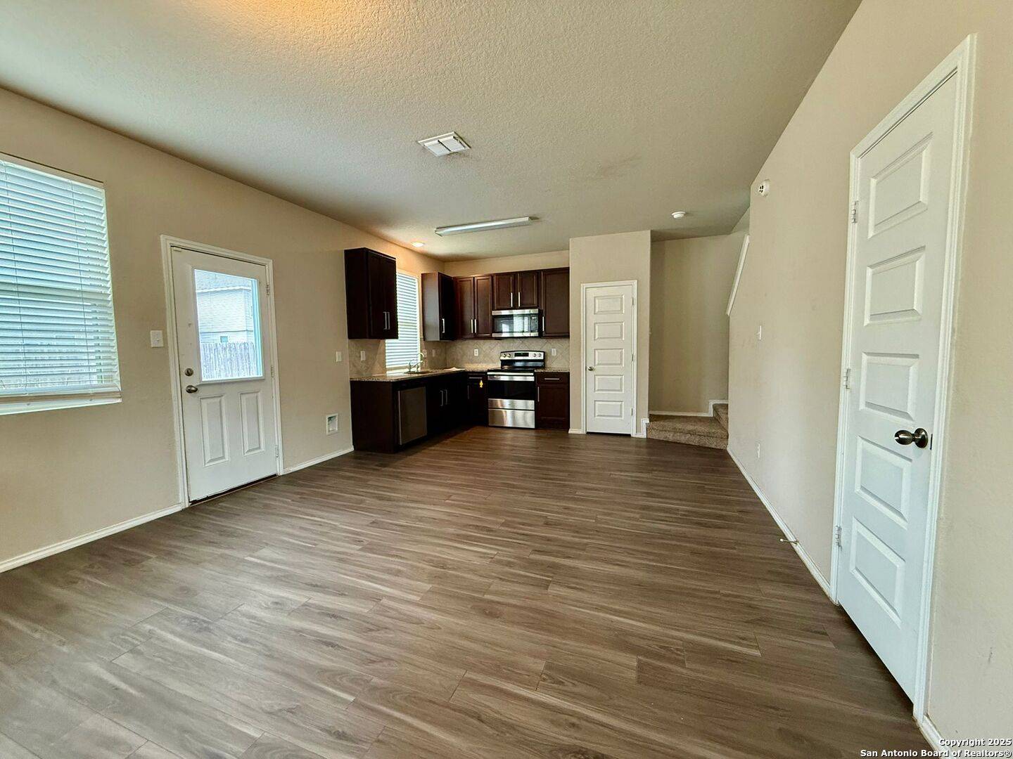 San Antonio, TX 78223,10534 Green Rock