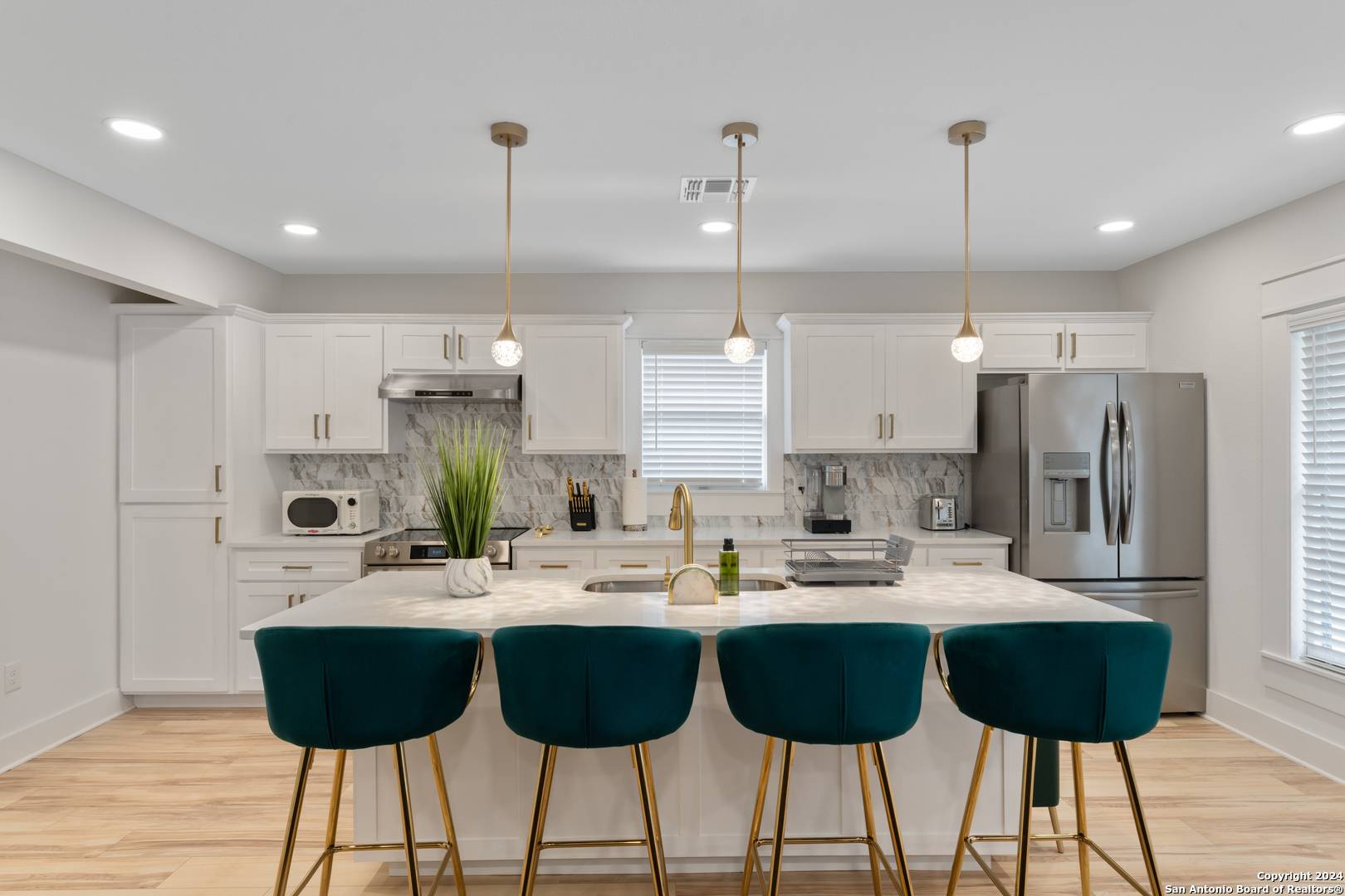 San Antonio, TX 78212,120 Magnolia Avenue UNIT 201