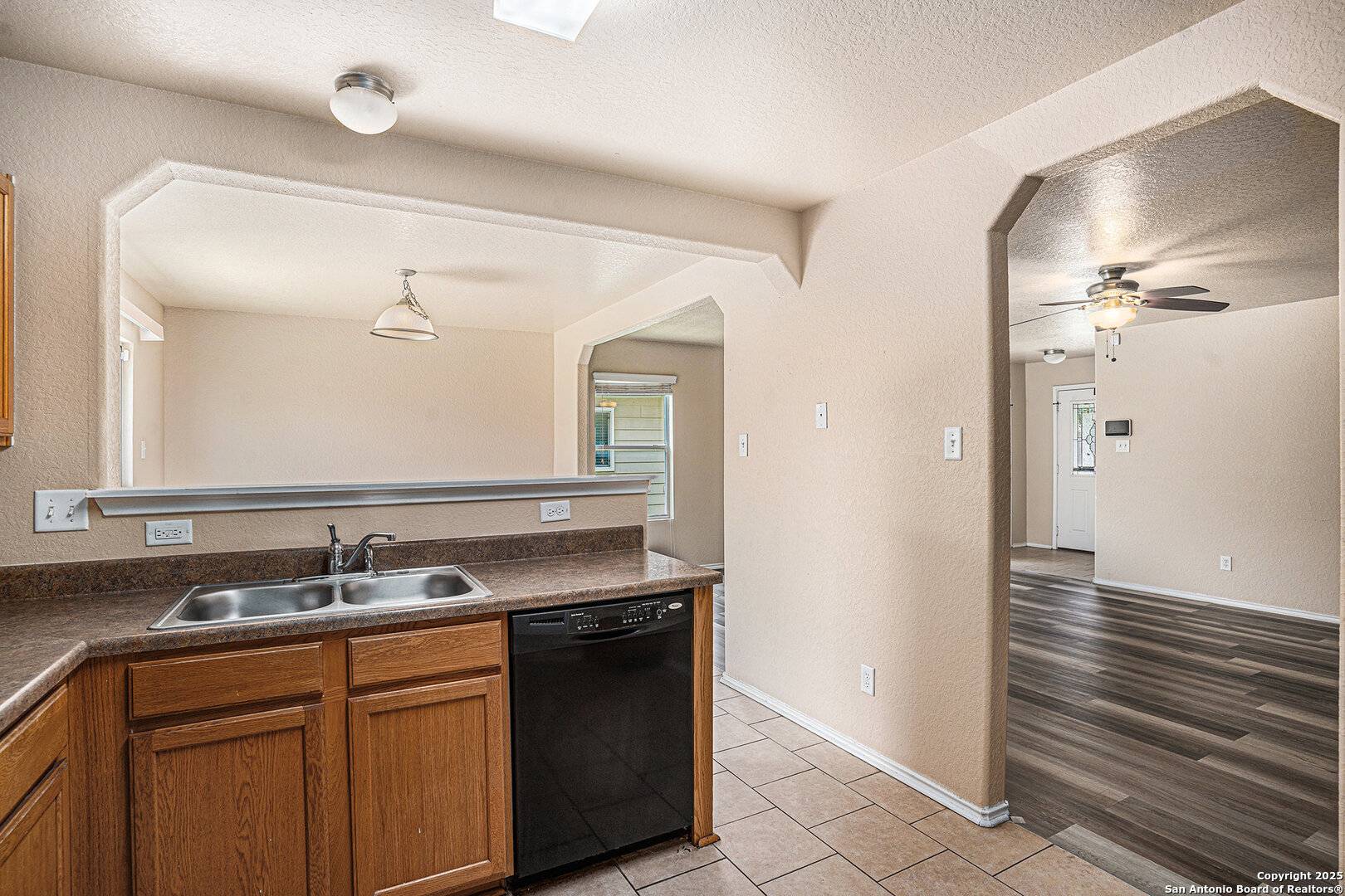 San Antonio, TX 78254,9222 Pacific Maple