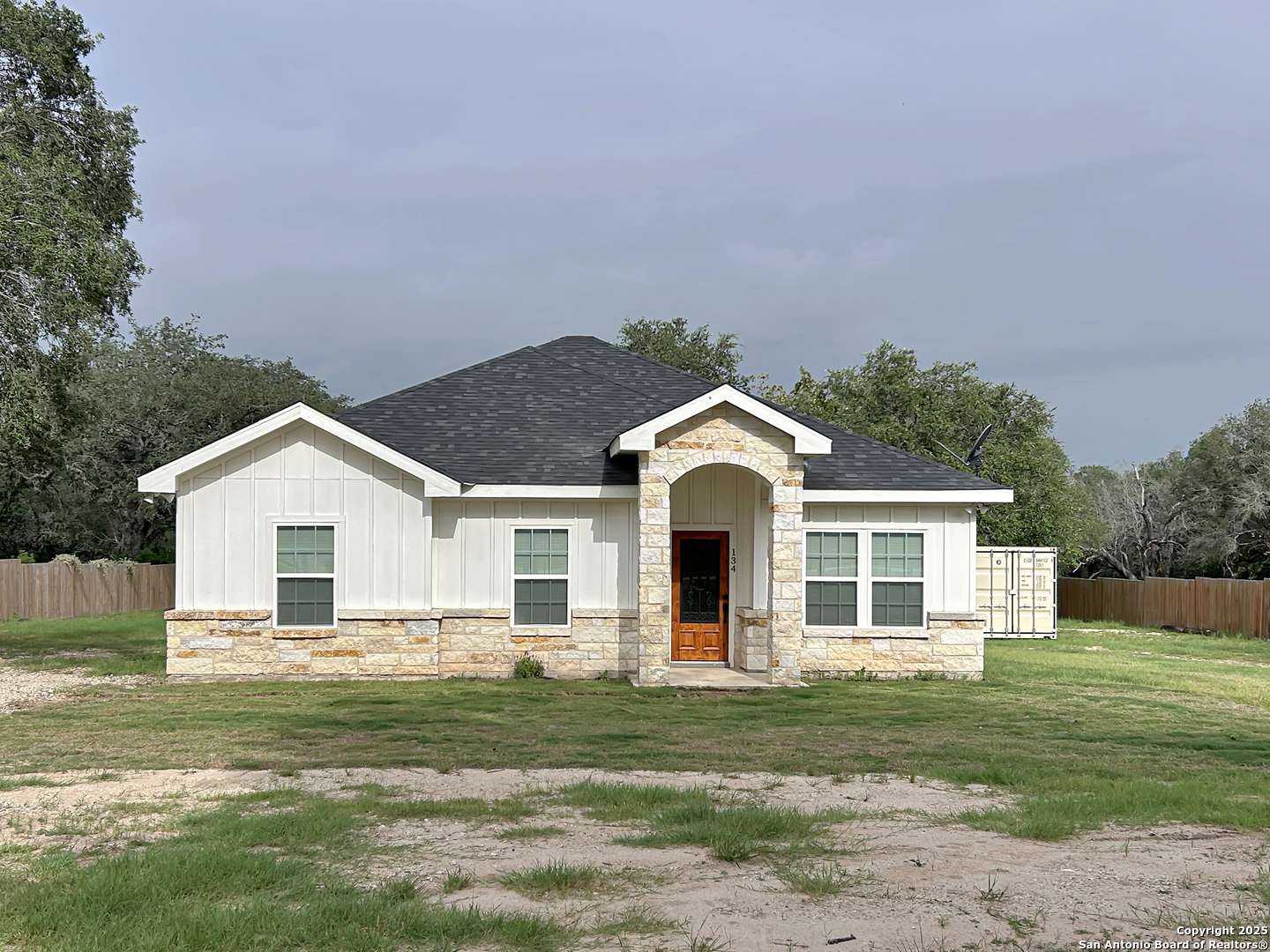 Natalia, TX 78059,134 County Road 6813