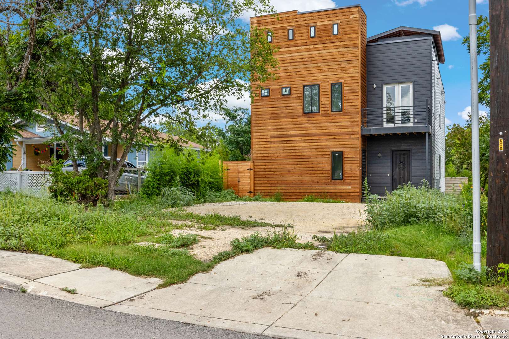 San Antonio, TX 78203,118 Clark Ave