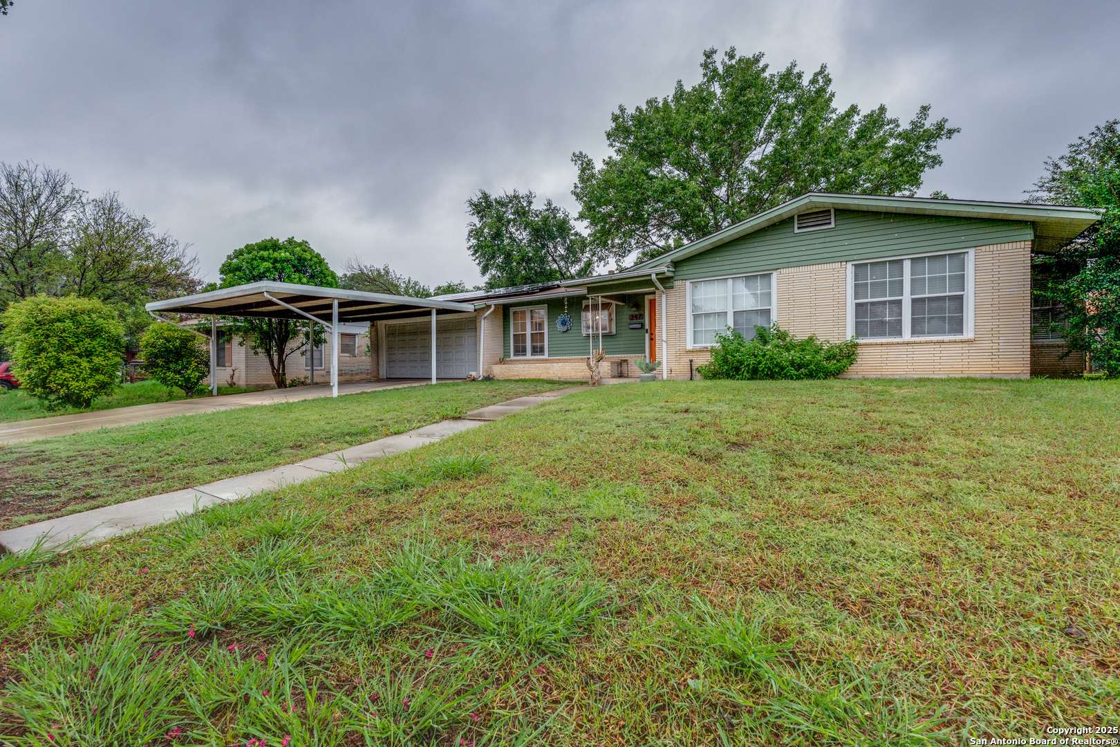 San Antonio, TX 78216,347 Pinewood Ln