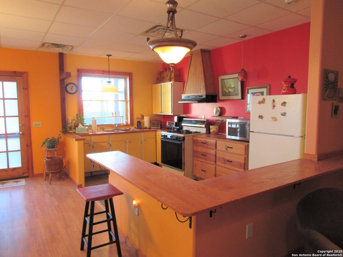 Pipe Creek, TX 78063-6195,100 Star Run UNIT 2