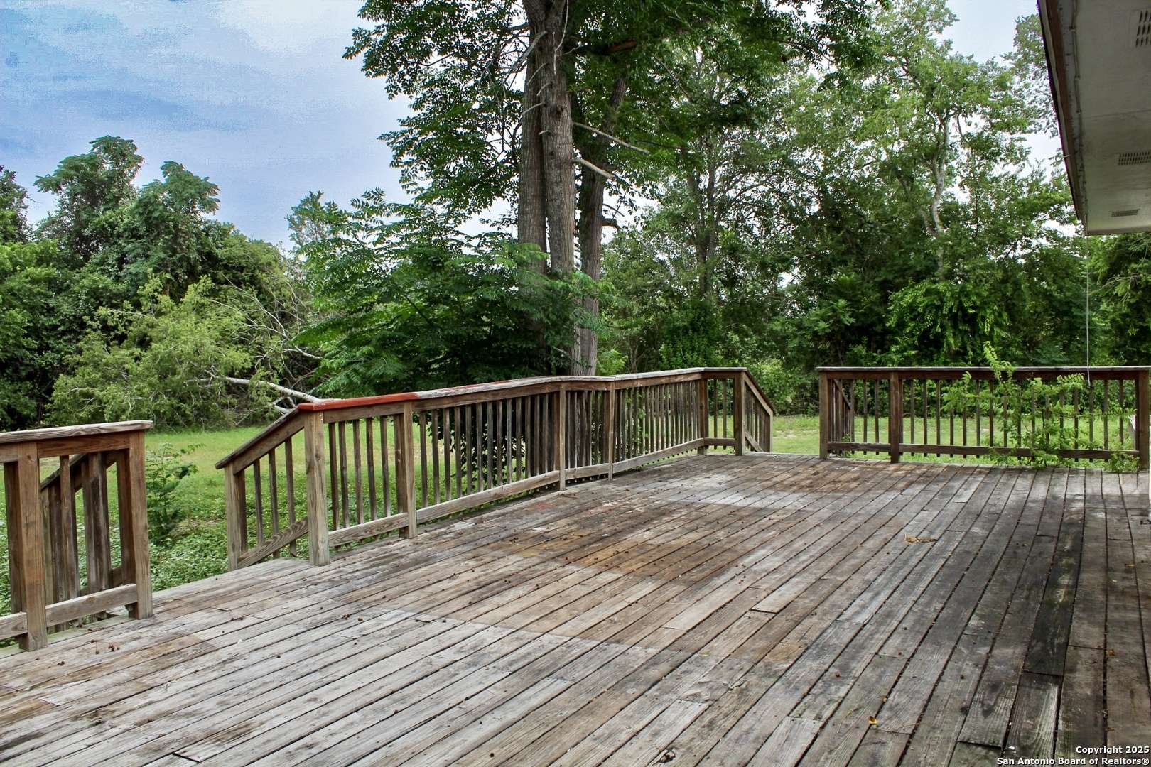 Natalia, TX 78059,345 county road 672