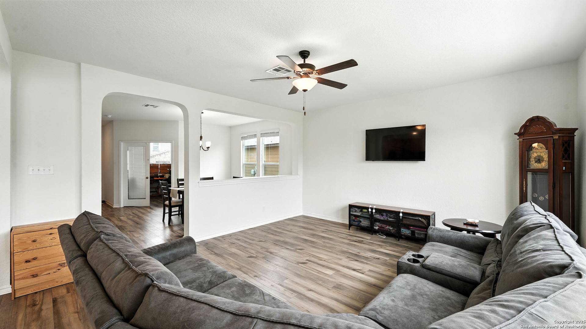 New Braunfels, TX 78130,354 Deer Crest