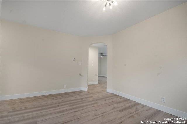 San Antonio, TX 78260-4350,23607 Silver Creek
