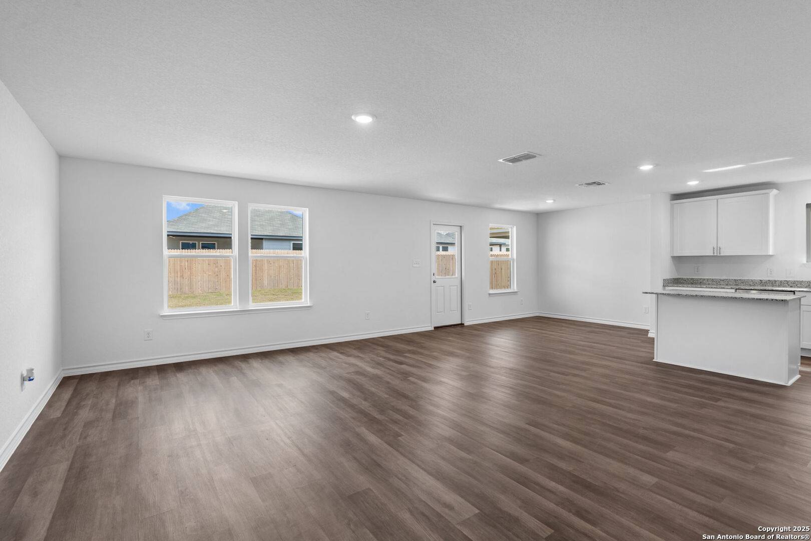 San Antonio, TX 78252,8226 Hamrick Circle