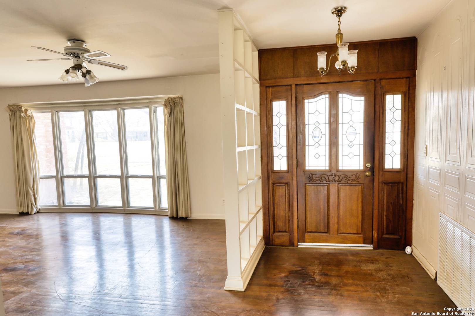 Uvalde, TX 78801,728 Getty St.