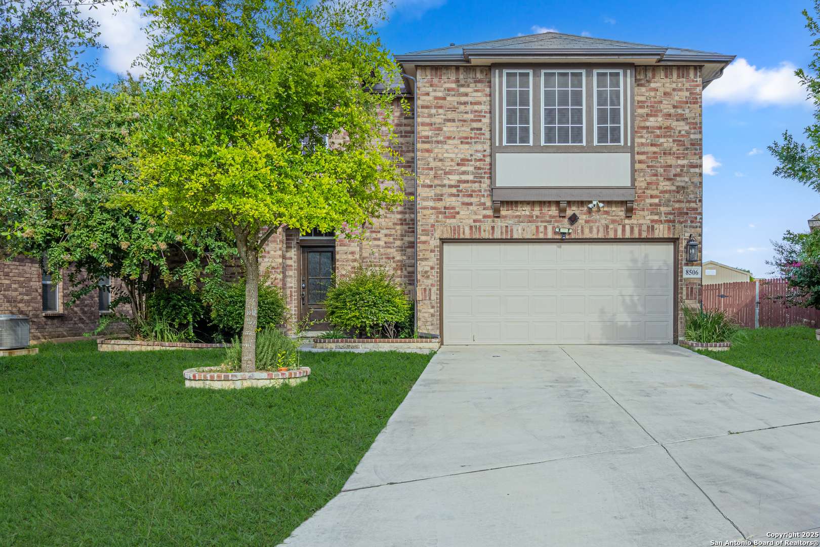 San Antonio, TX 78254,8506 Hamer