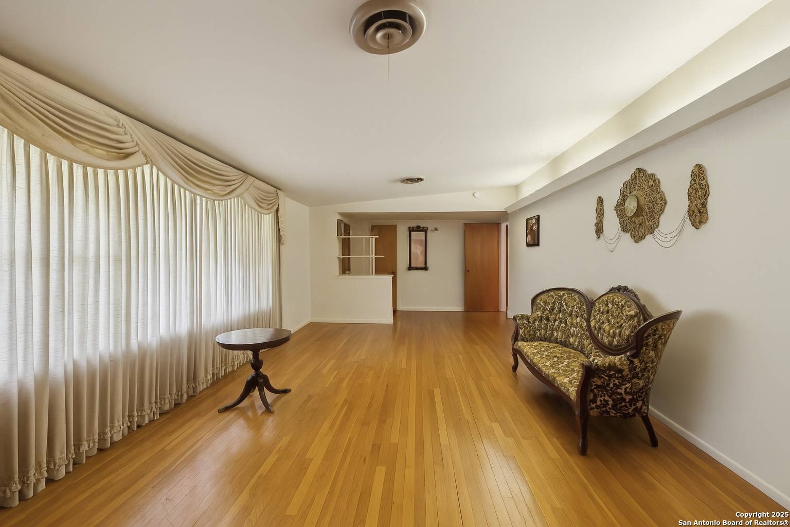 San Antonio, TX 78203,727 Mittman