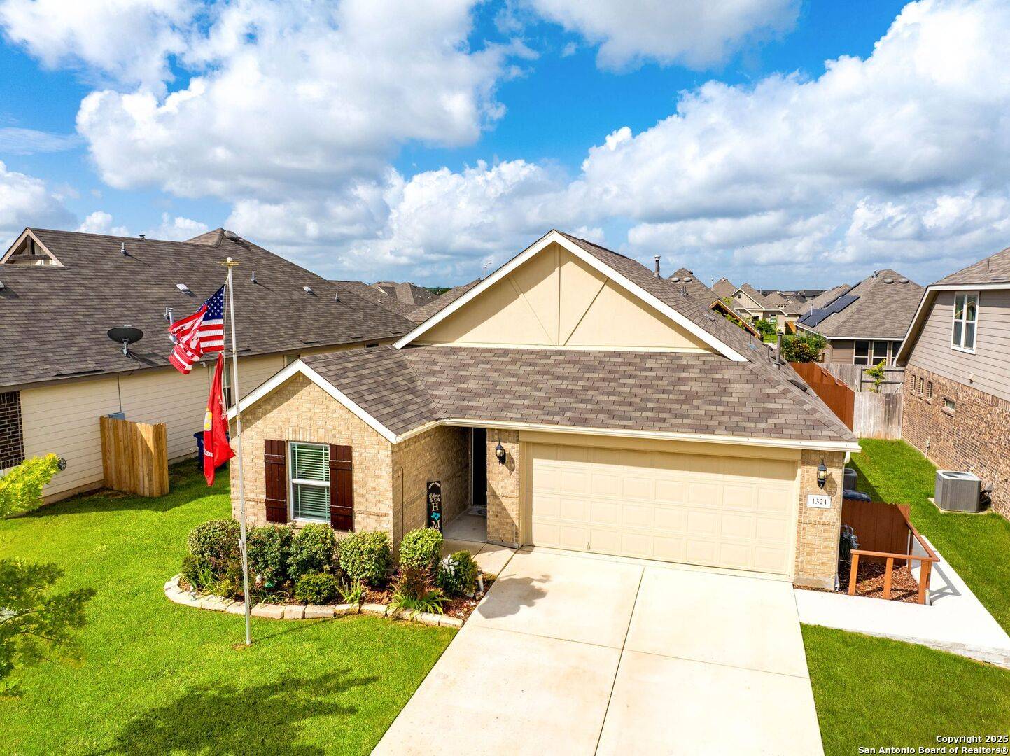 New Braunfels, TX 78132,1321 Rolling Field