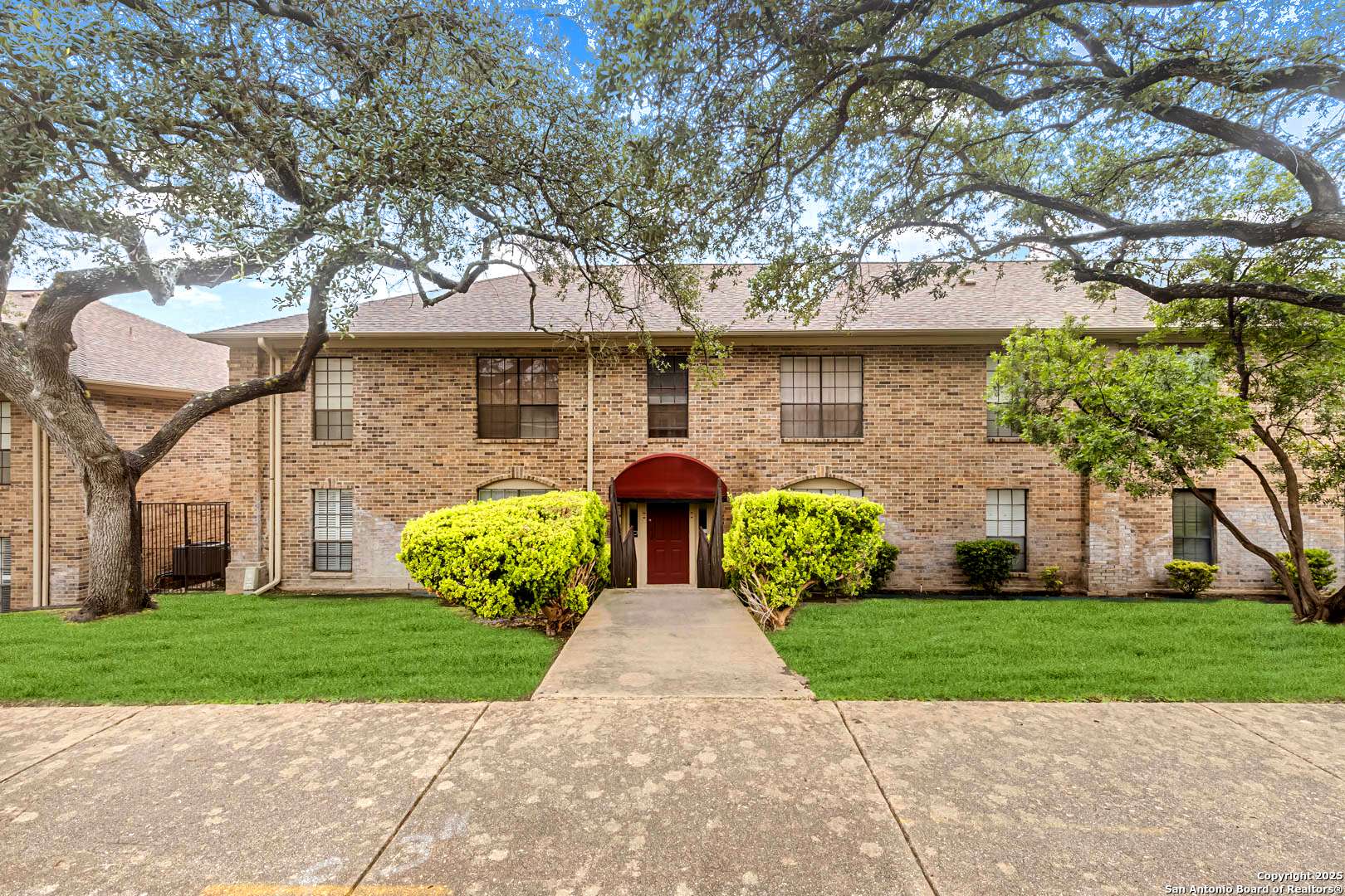 San Antonio, TX 78209,7926 Broadway UNIT 101