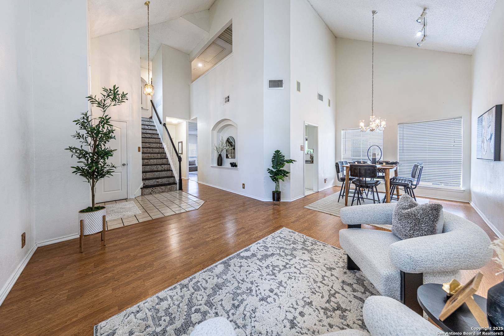 San Antonio, TX 78247,15074 preston hollow