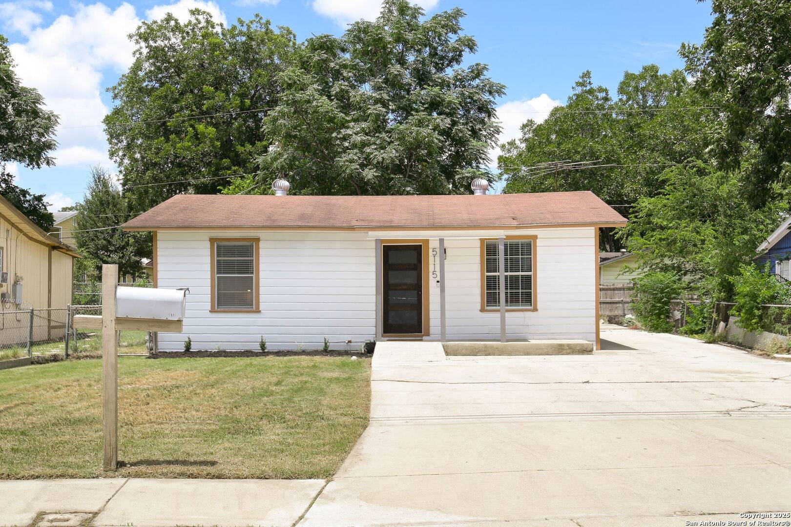 San Antonio, TX 78214,5115 Quintard