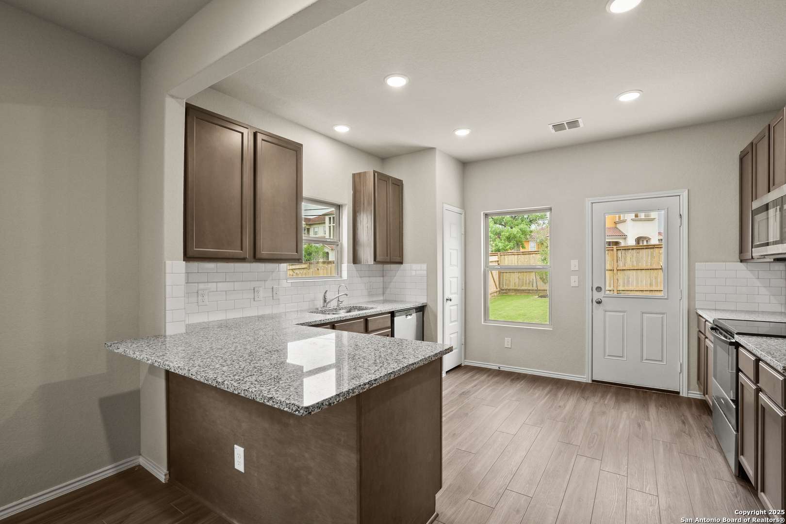 San Antonio, TX 78211,9323 Graze Land