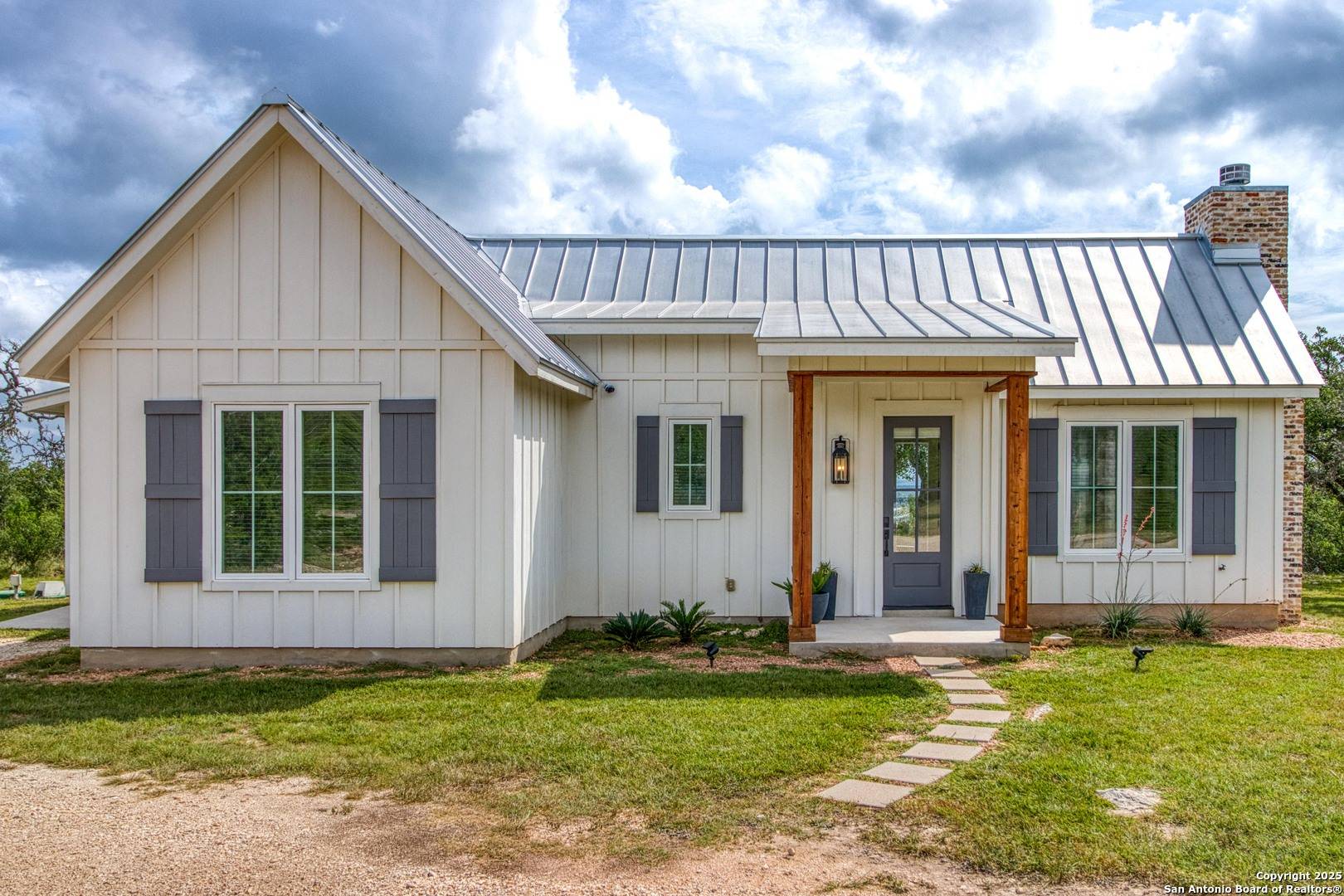 Bandera, TX 78003,1604 Farm to Market 1077