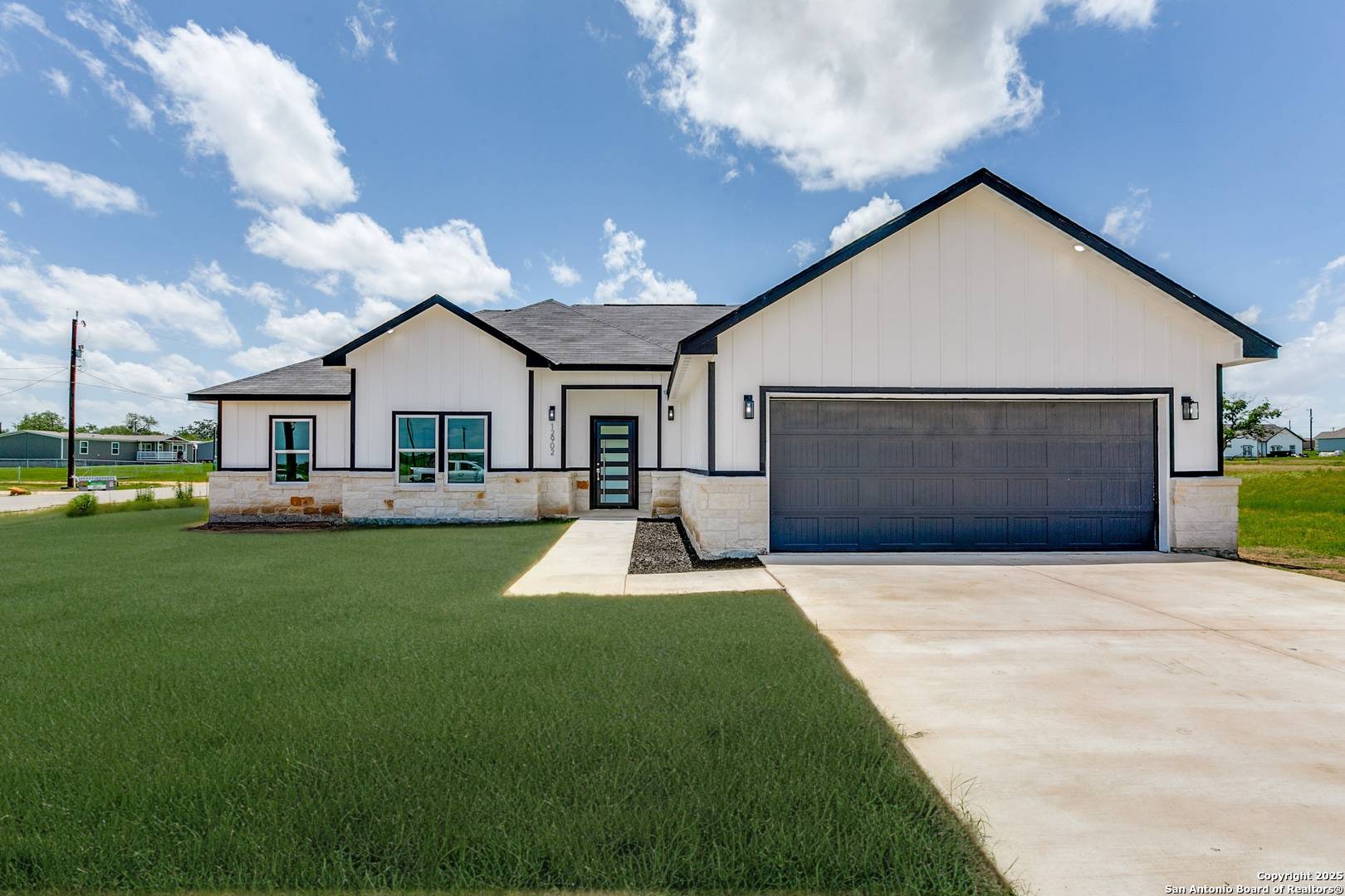 Atascosa, TX 78002,12902 Prosperidad